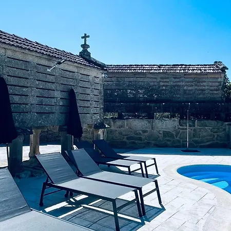 Lar De Canedo Apartahotel