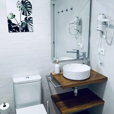 Lar De Canedo 3* Carnota