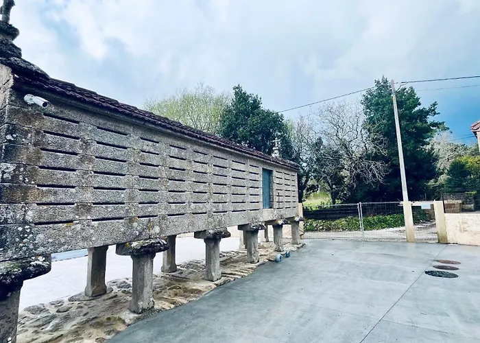 Lar De Canedo 3* Carnota