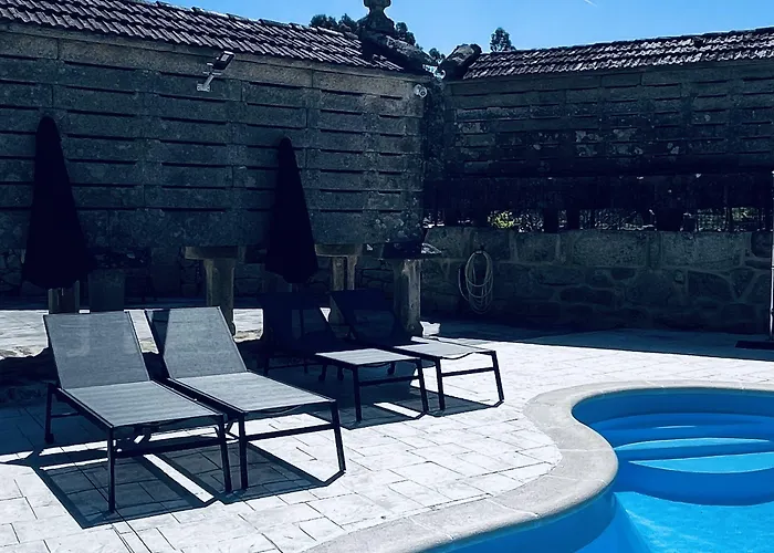 Aparthotel Lar De Canedo