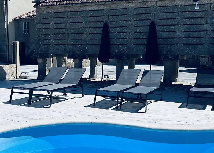 Lar De Canedo 3* Carnota