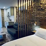 Lägenhetshotell Lar De Canedo 3*