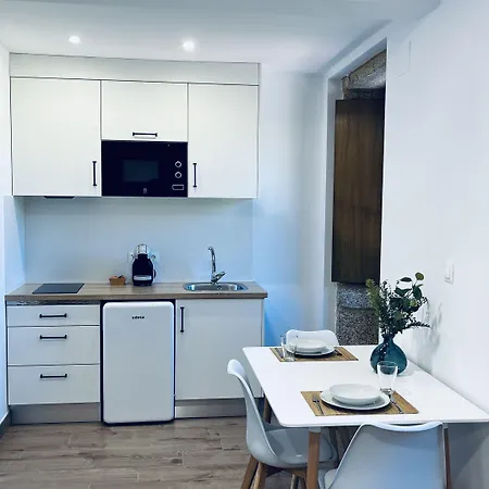 شقة فندقية Lar De Canedo 3*