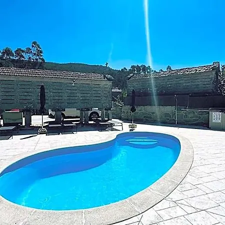 Lar De Canedo Lägenhetshotell 3*