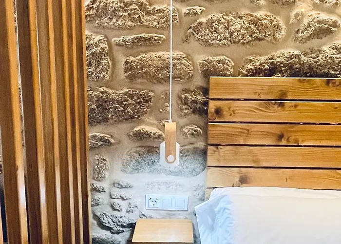 Apart Otel Lar De Canedo 3*