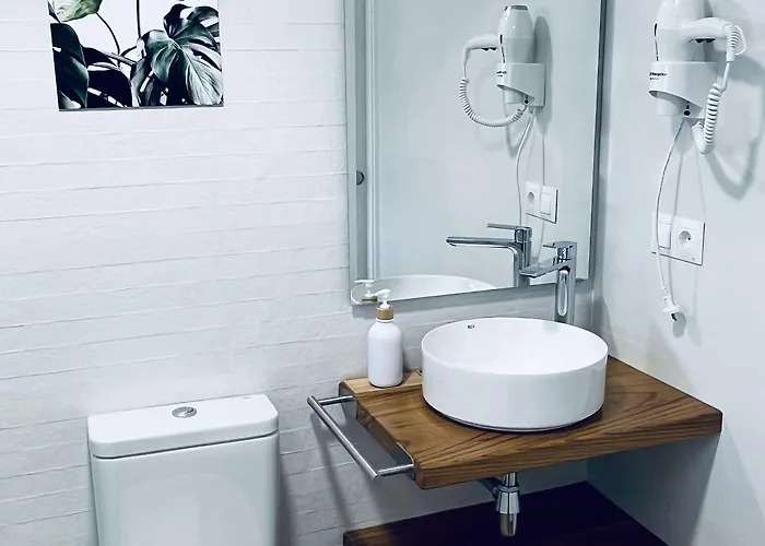 Lar De Canedo 3* Carnota