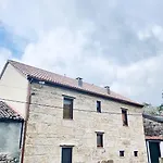 Lar De Canedo