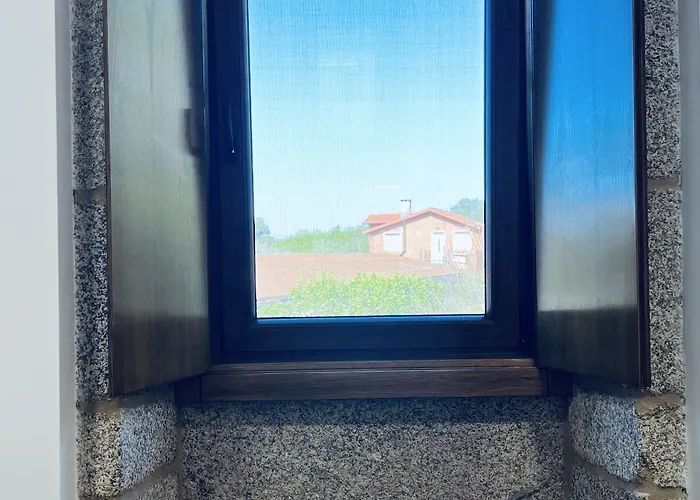 Lar De Canedo 3* Carnota